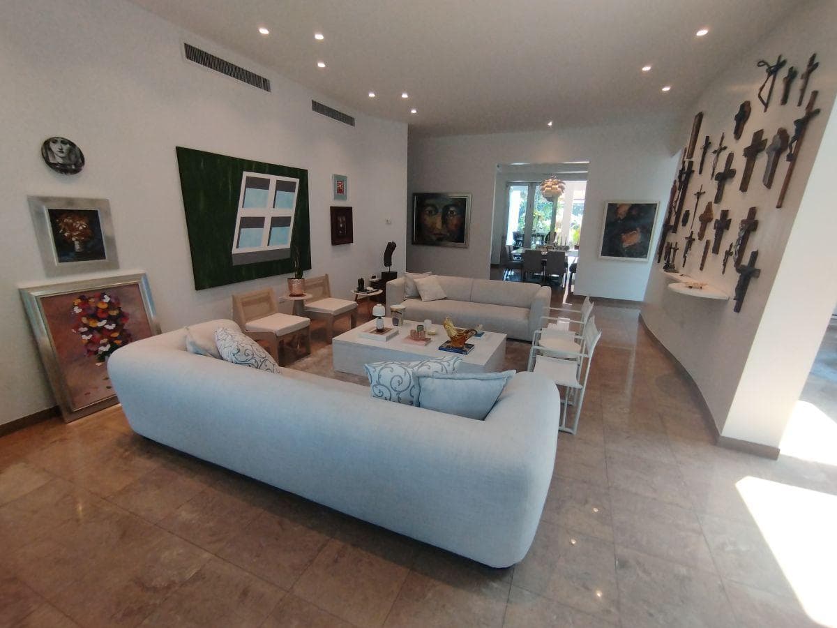 Casa de 4 Dorm. en Samborondon, Guayas — imagen 9