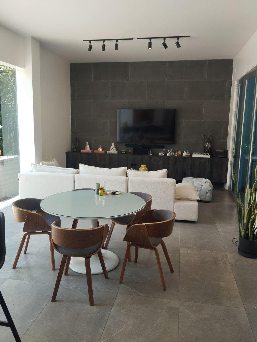 Casa de 4 Dorm. en Samborondon, Guayas — imagen 7