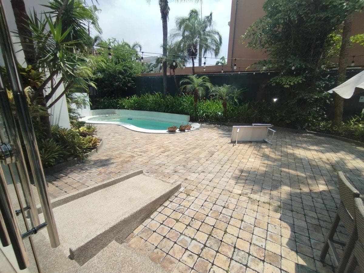 Casa de 4 Dorm. en Samborondon, Guayas — imagen 4