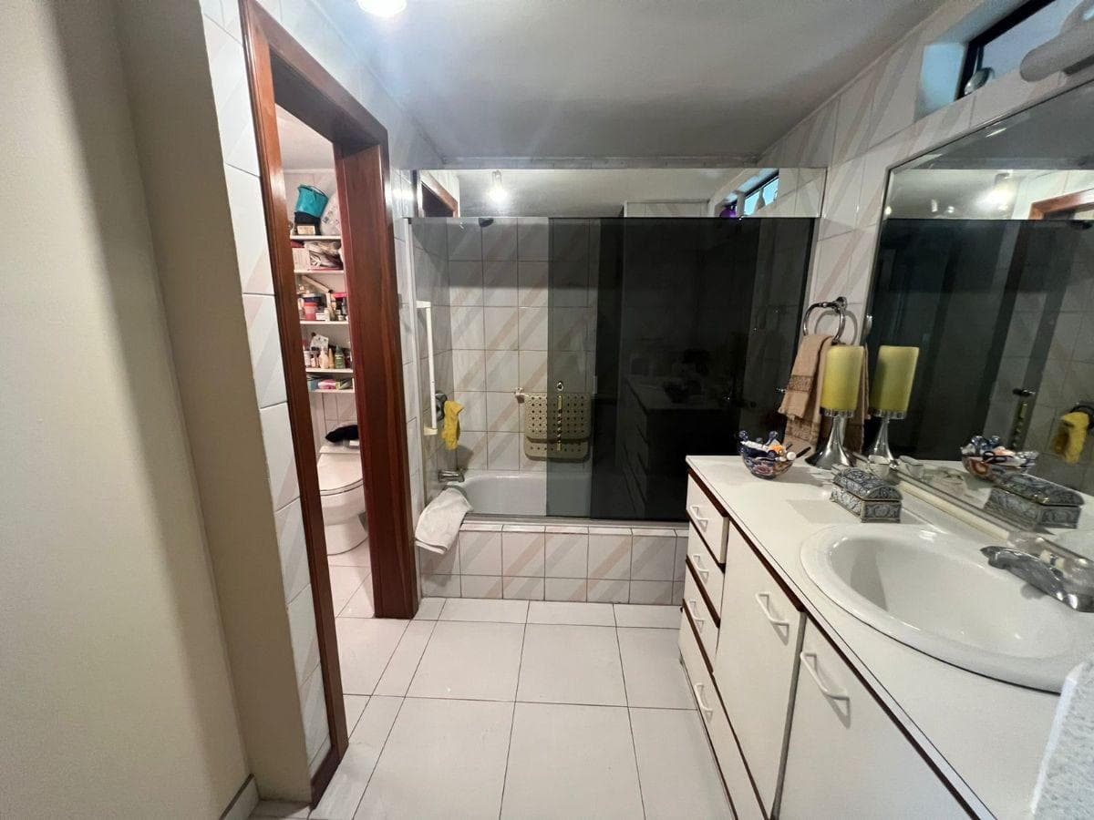 Departamento de 2 Habitaciones en Venta, Cerca Al Centro Comercial El Bosque — imagen 9