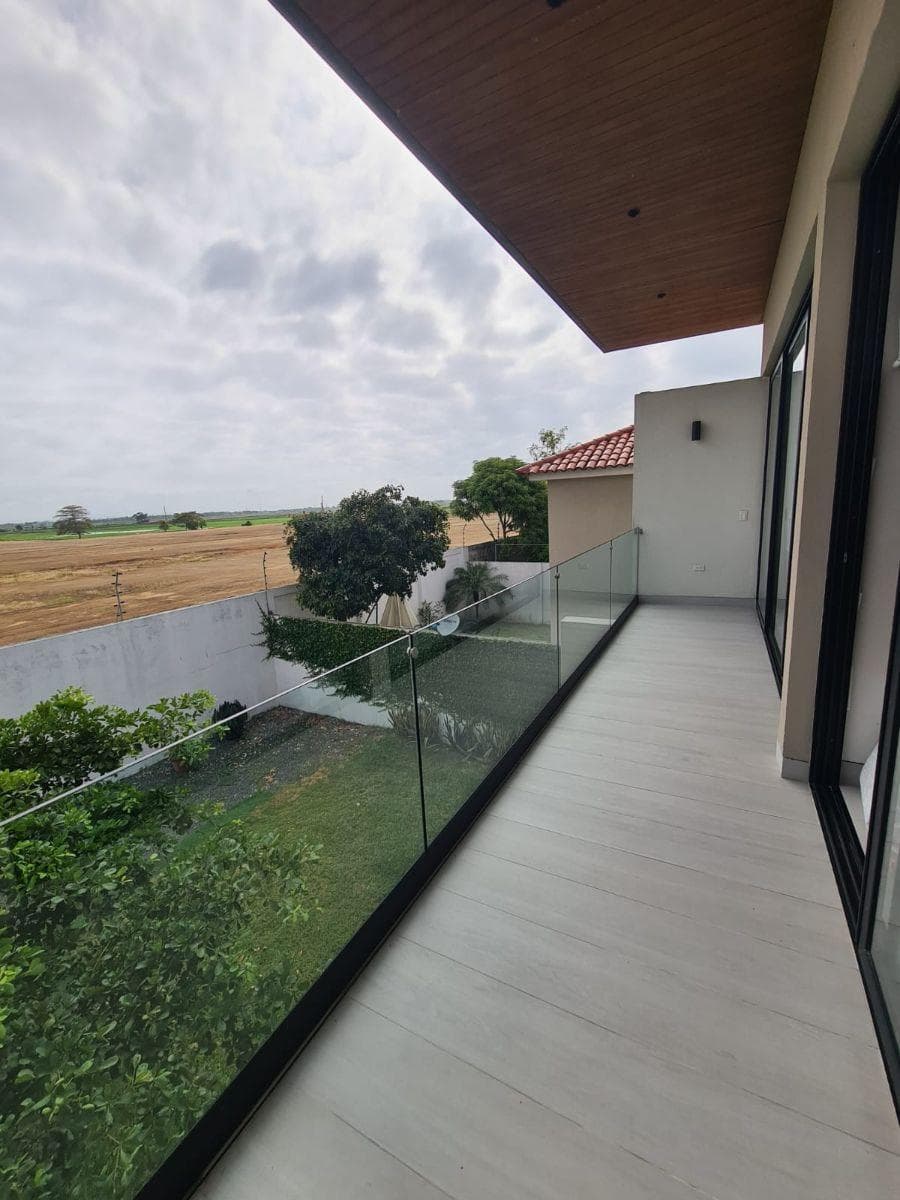 Casa Moderna en Venta en Ciudad Celeste – Samborondón | 300 m² de Terreno | $289.000, Guayas — imagen 6