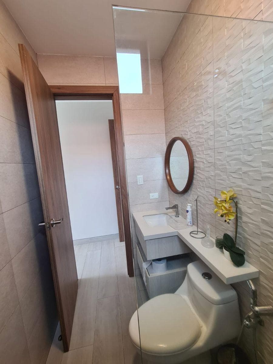 Casa Moderna en Venta en Ciudad Celeste – Samborondón | 300 m² de Terreno | $289.000, Guayas — imagen 2