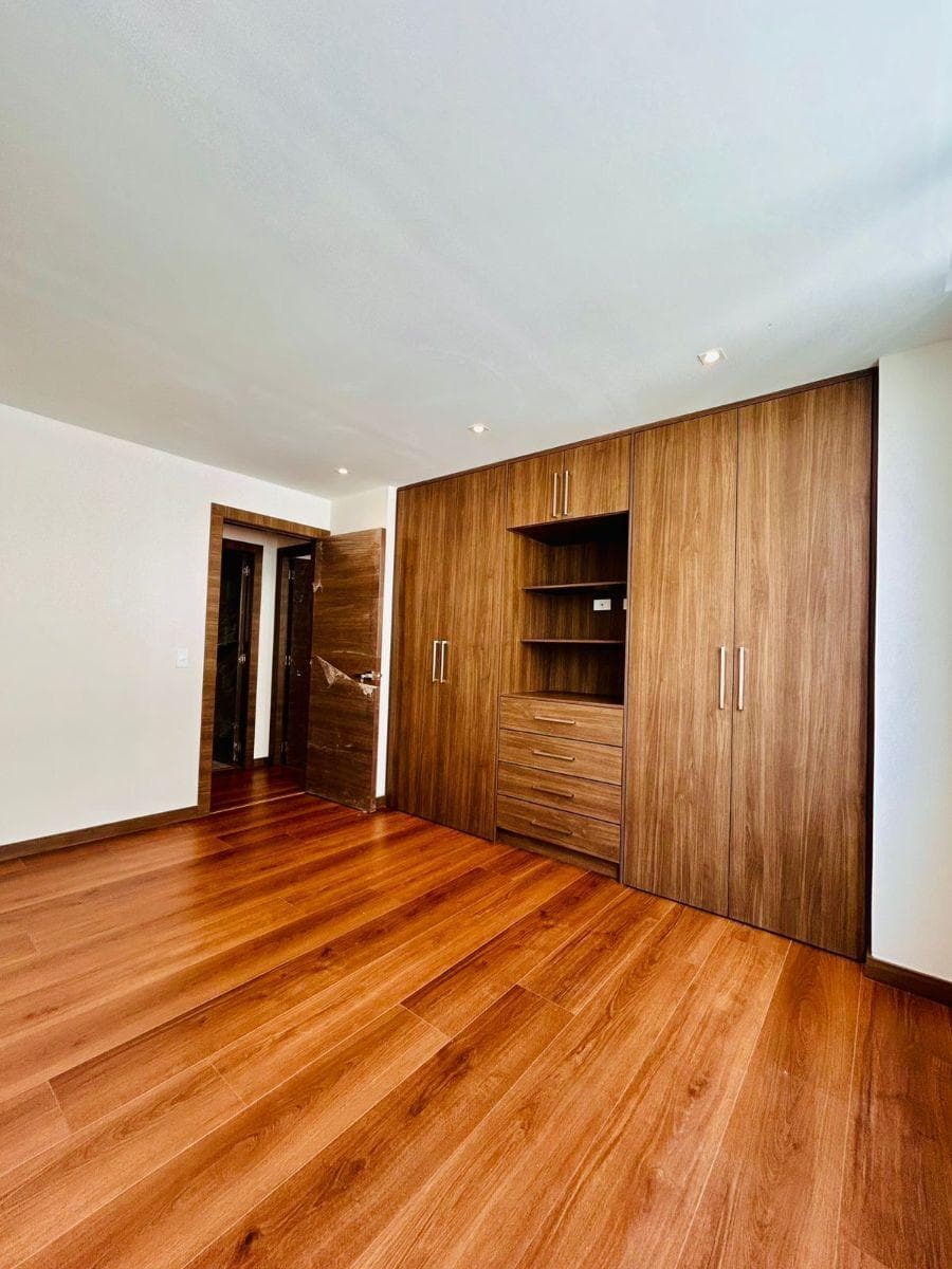 Departamento de 170 m² con 3 Habitaciones en Venta en Quito Tenis — imagen 5