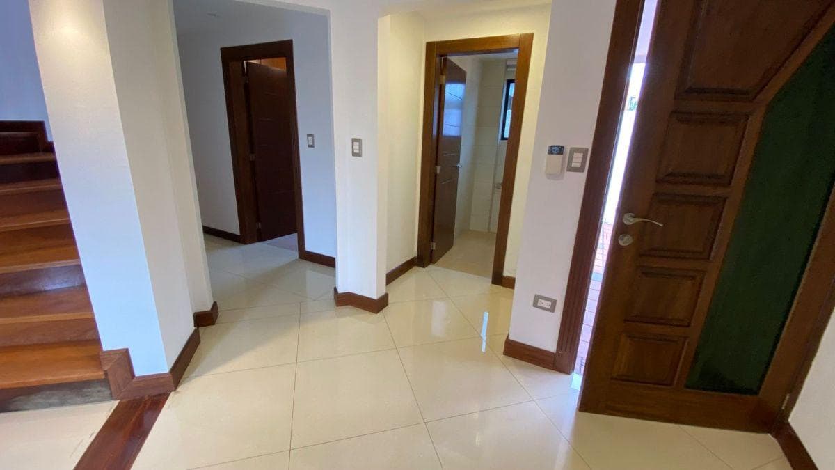 Casa Independiente en Venta y Renta | San José del Valle | Urbanización Privada | 1.010 m² Terreno — imagen 2