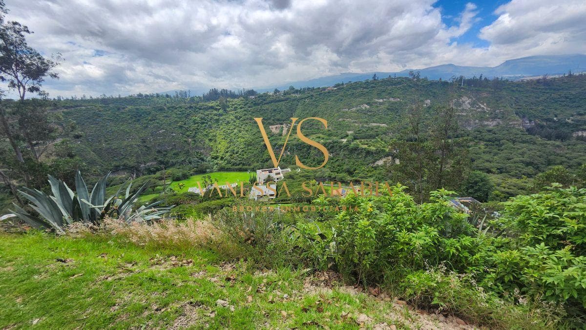 Terreno de 1137 m² en Venta en Urbanización Privada en Cumbayá — imagen 8