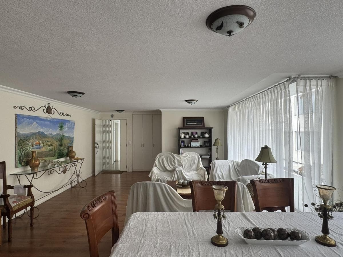 Venta Departamento de 3 Dorm. en La Urbanización El Condado - Quito — imagen 5