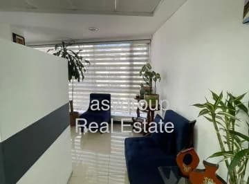Oficina Comercial de 50 m² en Venta 6 de Diciembre y Bossano — imagen 2