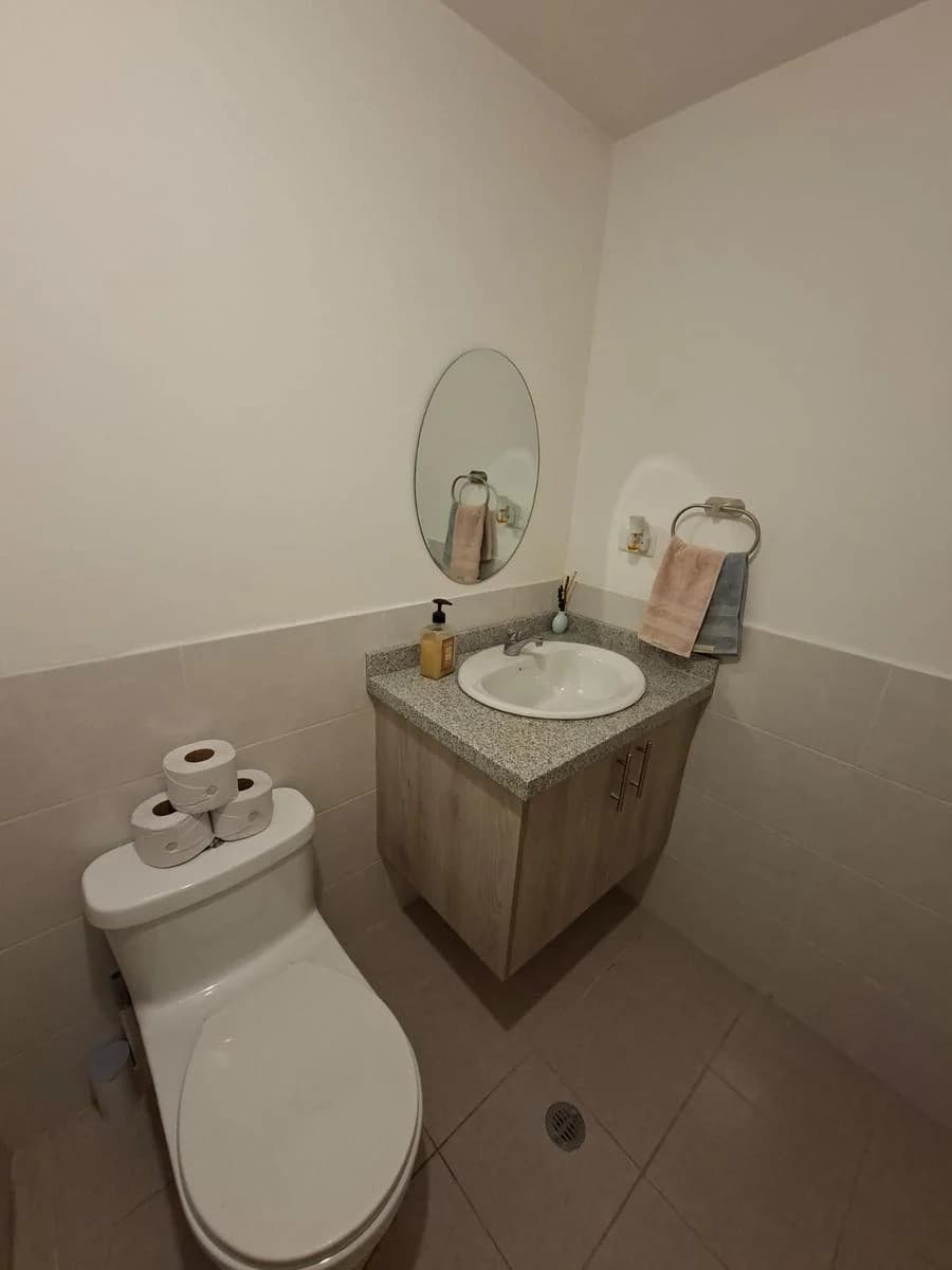¡Oportunidad Única! Departamento de 3 Dorm. 100% Amoblado — imagen 3