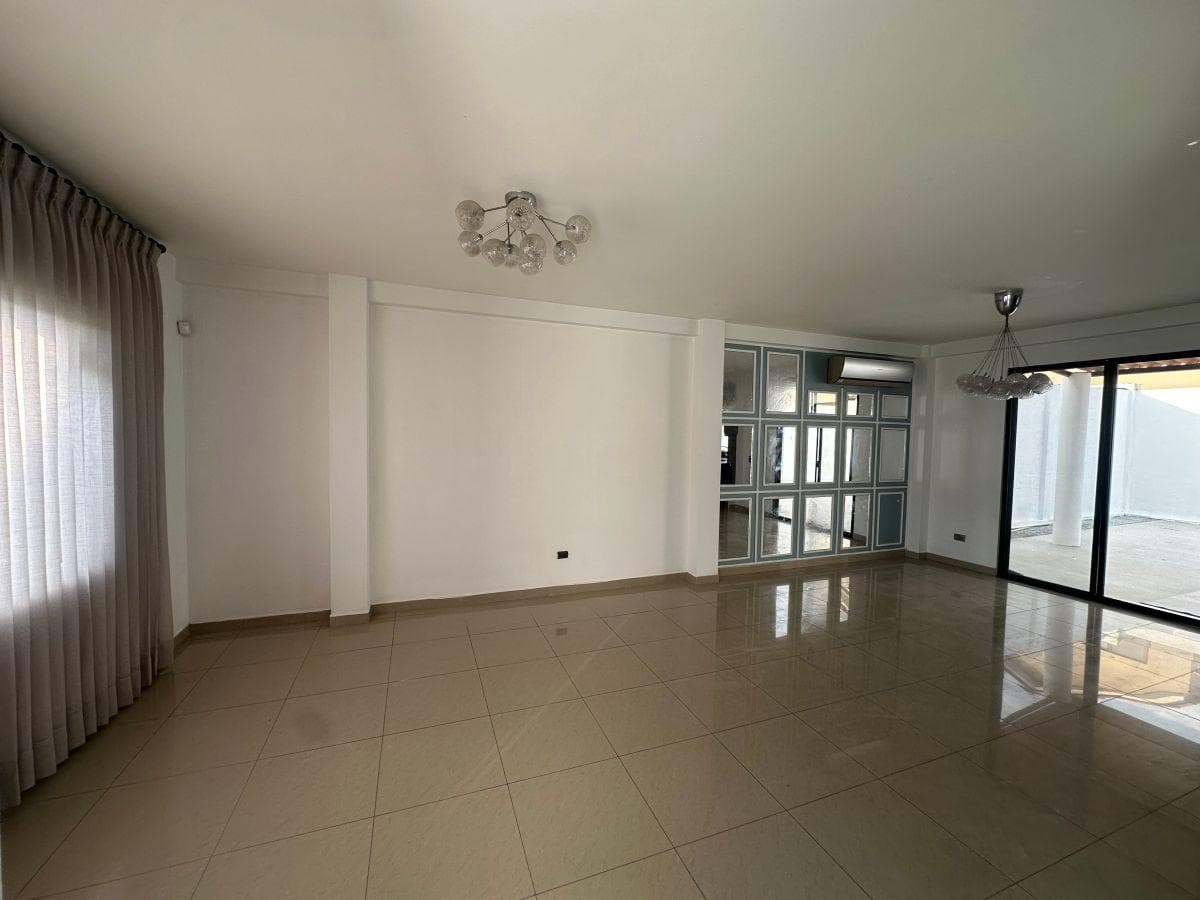Venta de Casa en Ciudad Celeste Etapa La Península/samborondon, Guayas — imagen 9