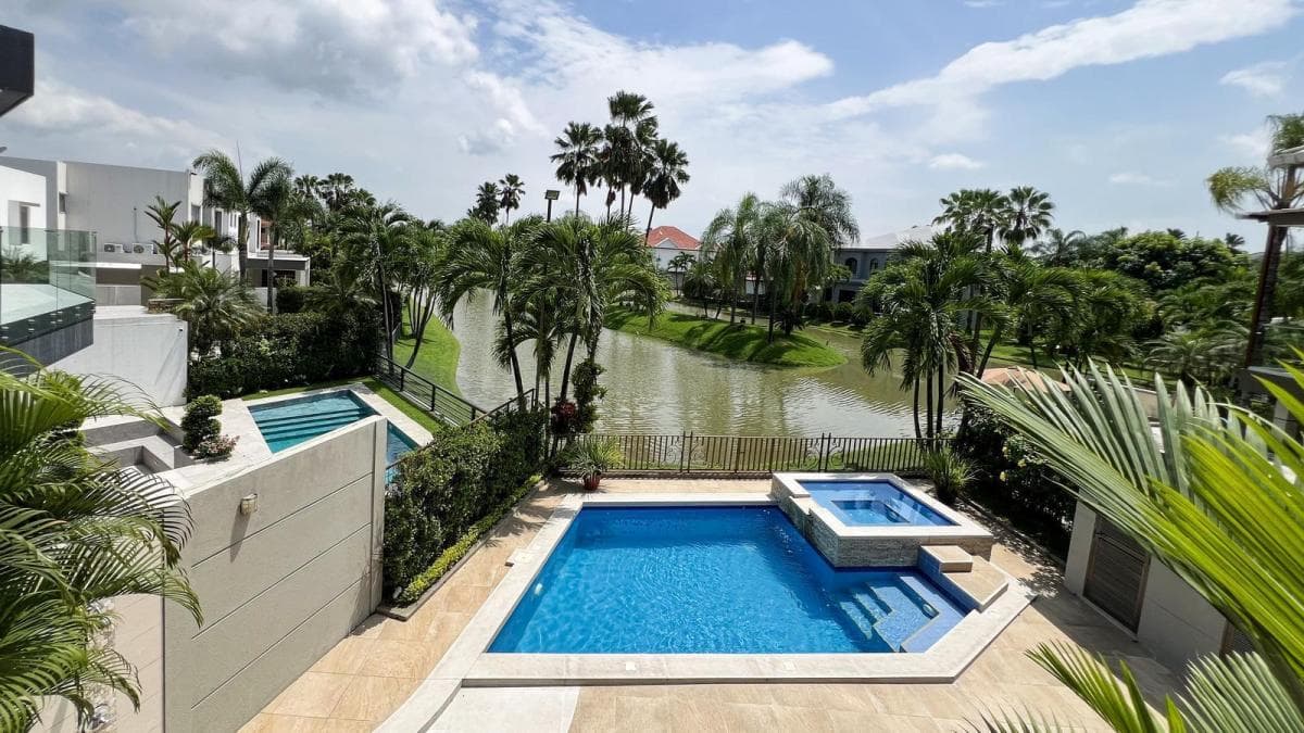 Casa en Venta Urb. Laguna del Sol, Guayas — imagen 2