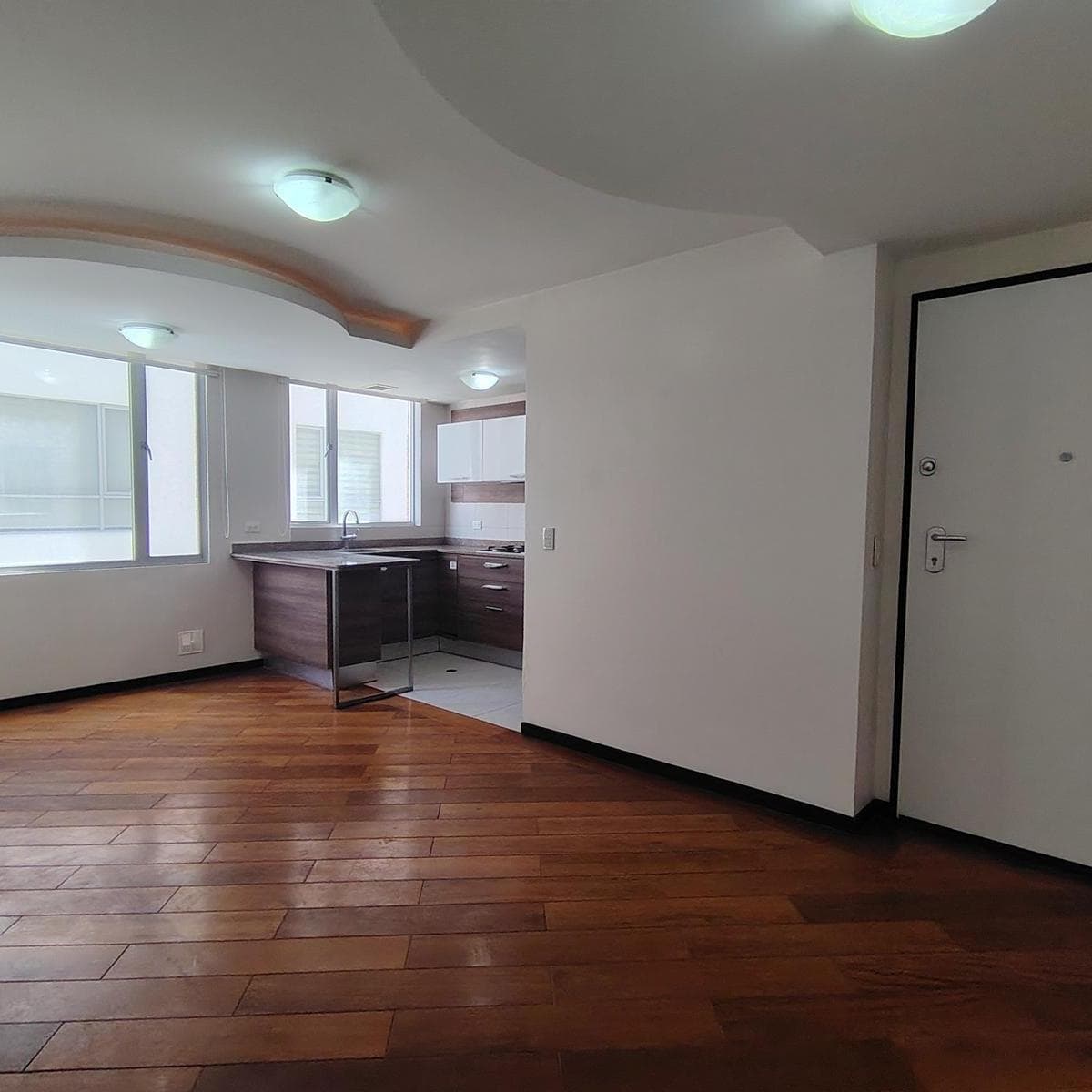 Venta Suite con Parqueadero - La Carolina — imagen 1