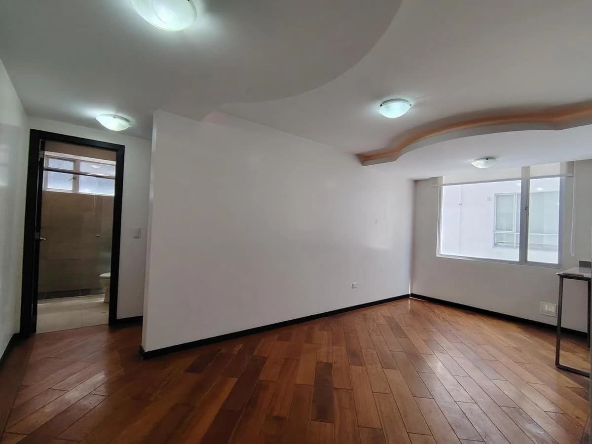 Venta Suite con Parqueadero - La Carolina — imagen 10