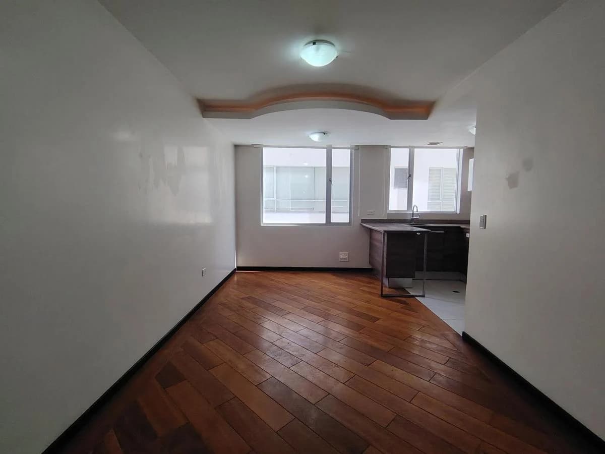 Venta Suite con Parqueadero - La Carolina — imagen 5