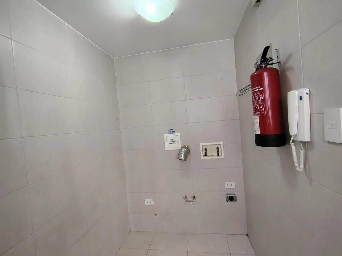 Venta Suite con Parqueadero - La Carolina — imagen 2