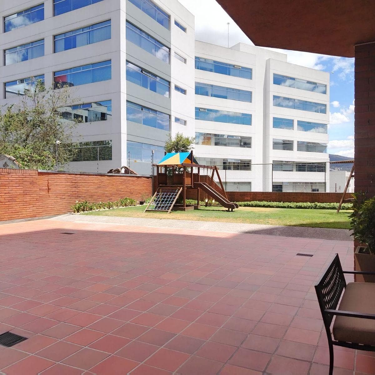 Venta de Departamento en un Sector Residencial Altura de La González Suarez — imagen 1