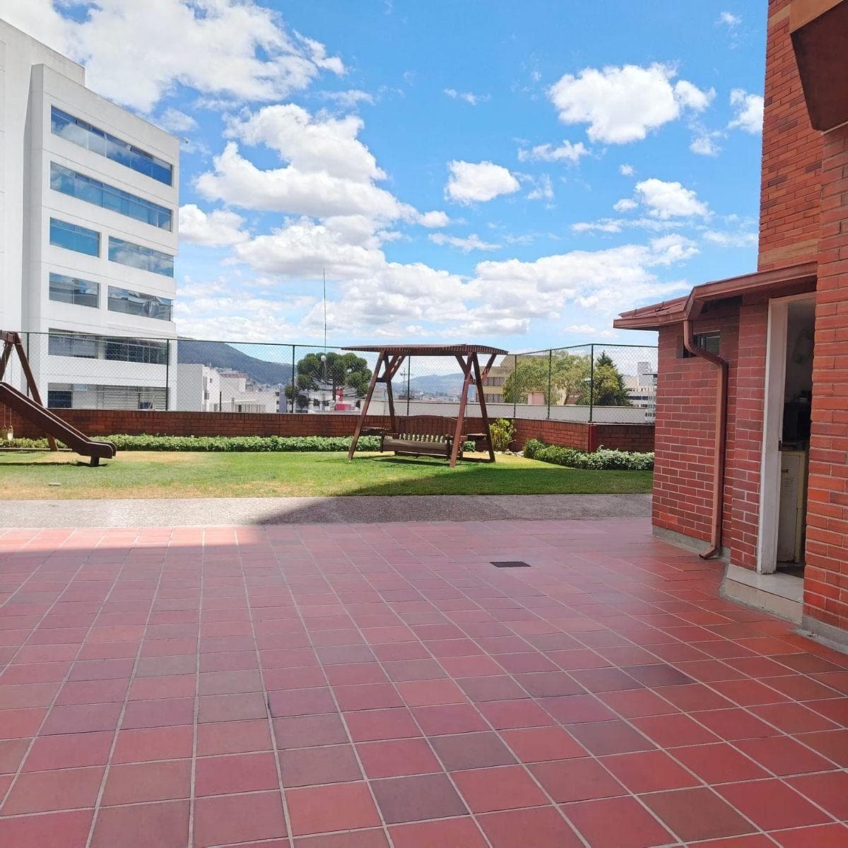 Venta de Departamento en un Sector Residencial Altura de La González Suarez — imagen 9