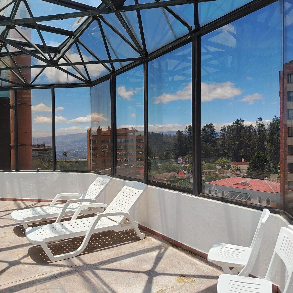 Venta de Departamento en un Sector Residencial Altura de La González Suarez — imagen 4