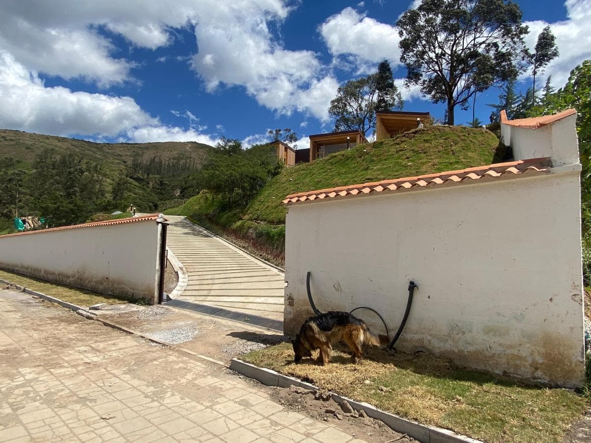 Urbanización Privada! La Cerámica! Cumbaya - Tumbaco — imagen 1