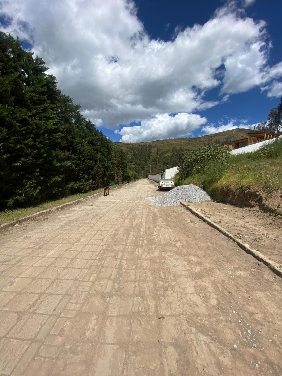 Urbanización Privada! La Cerámica! Cumbaya - Tumbaco — imagen 3