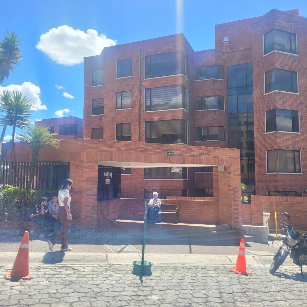 Departamento en Rumipamba — imagen 1