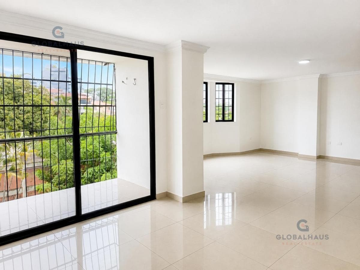 Departamento en Venta con Garaje en Lomas de Urdesa A. m. Guayas — imagen 3