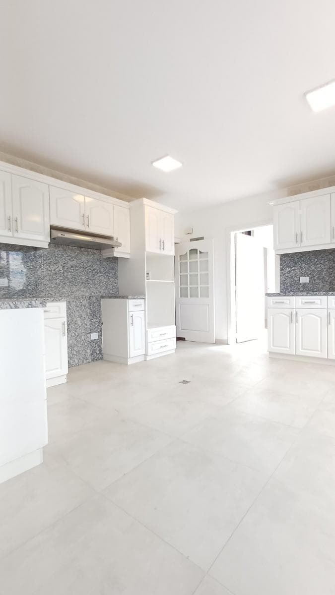 Casa en Venta, 4 Habitaciones, Garages, Estudio, Terrazas _ Conj Privado, Cerca Cc San Rafael Shopping — imagen 6
