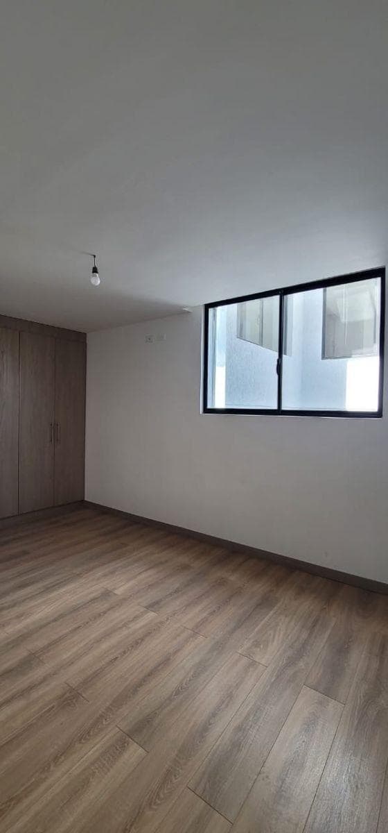 Departamento en Venta de Tres Dorm. por Estrenar en Pusuqui — imagen 3