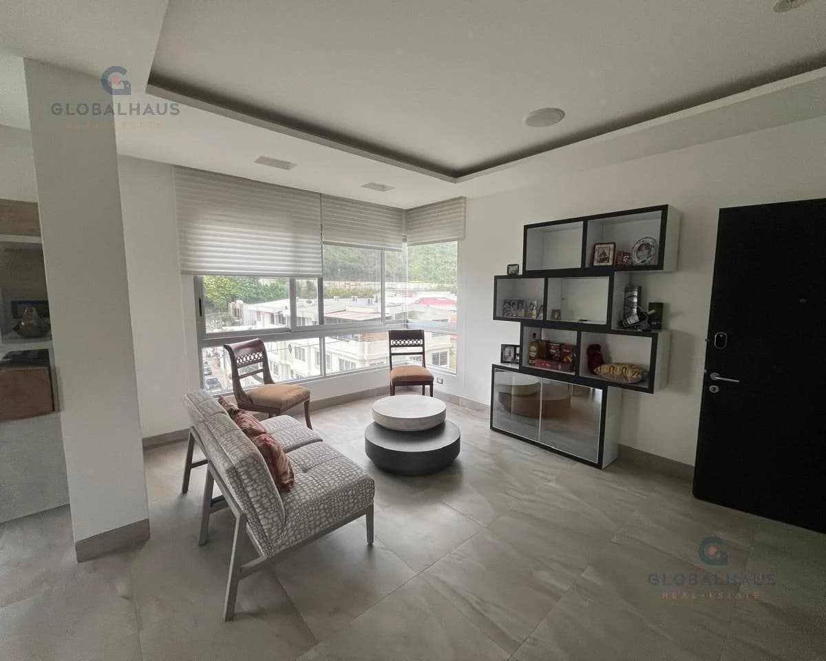 Departamento en Venta con 3 Habitaciones en Urb. Los Olivos II. m. H. Guayas — imagen 1