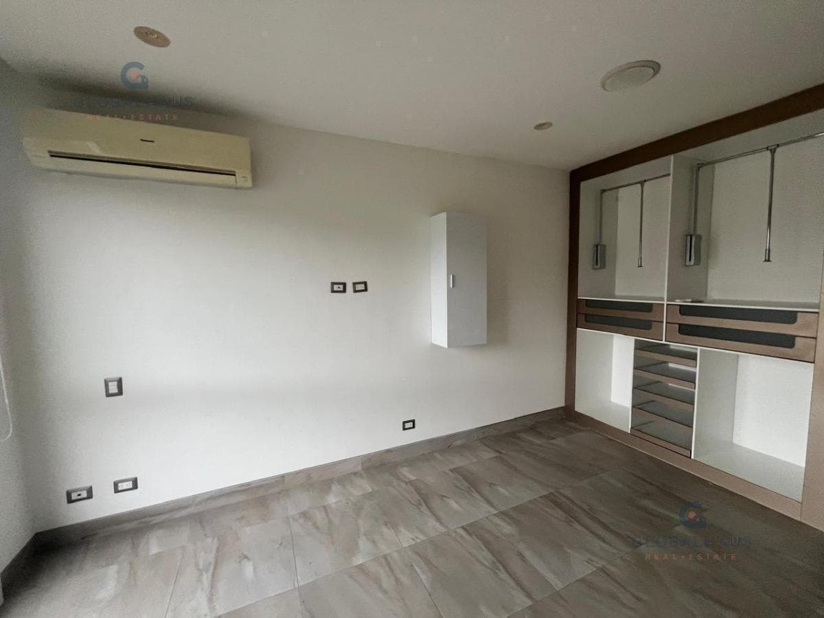 Departamento en Venta con 3 Habitaciones en Urb. Los Olivos II. m. H. Guayas — imagen 8