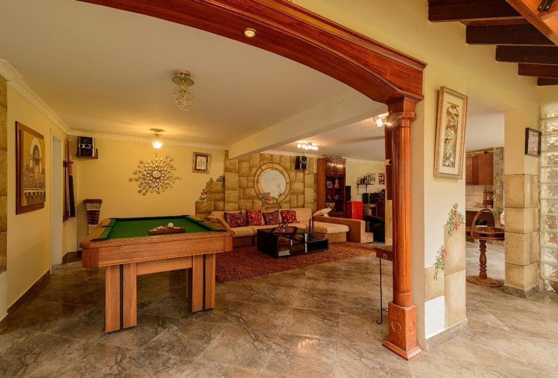 Espectacular Propiedad 2.000 m² de Terreno - Mirasierra — imagen 3