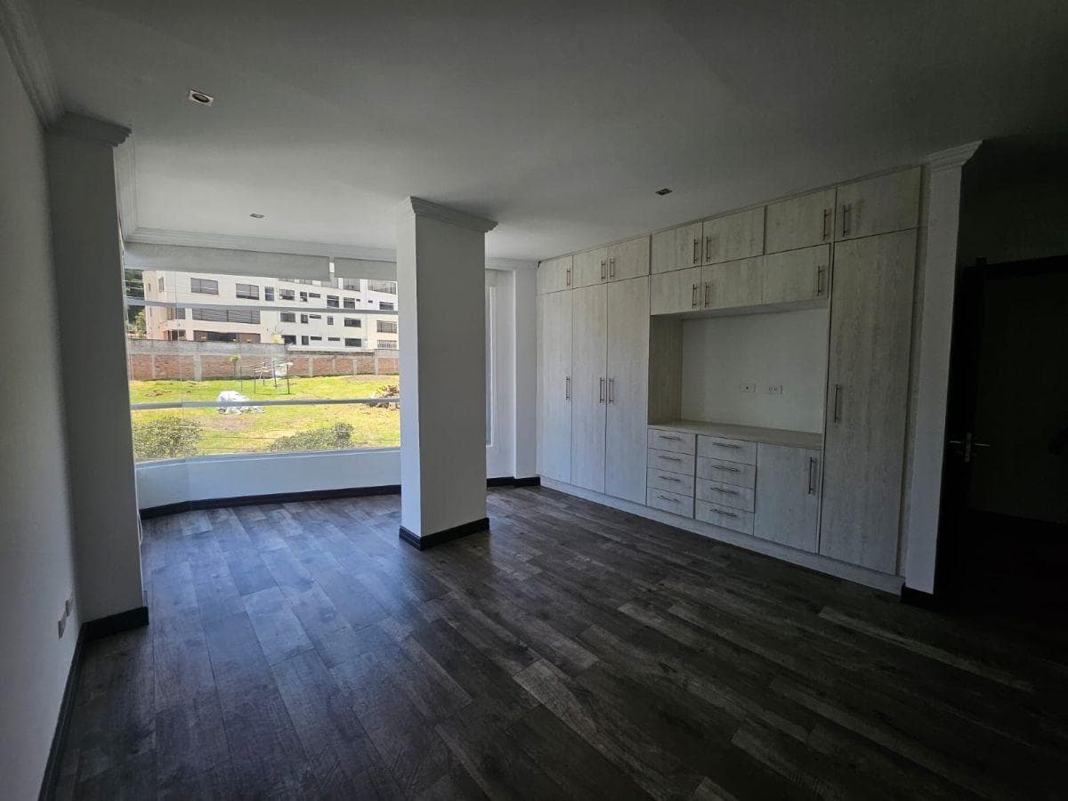 Venta Departamento 3 D Jardines del Batan — imagen 2