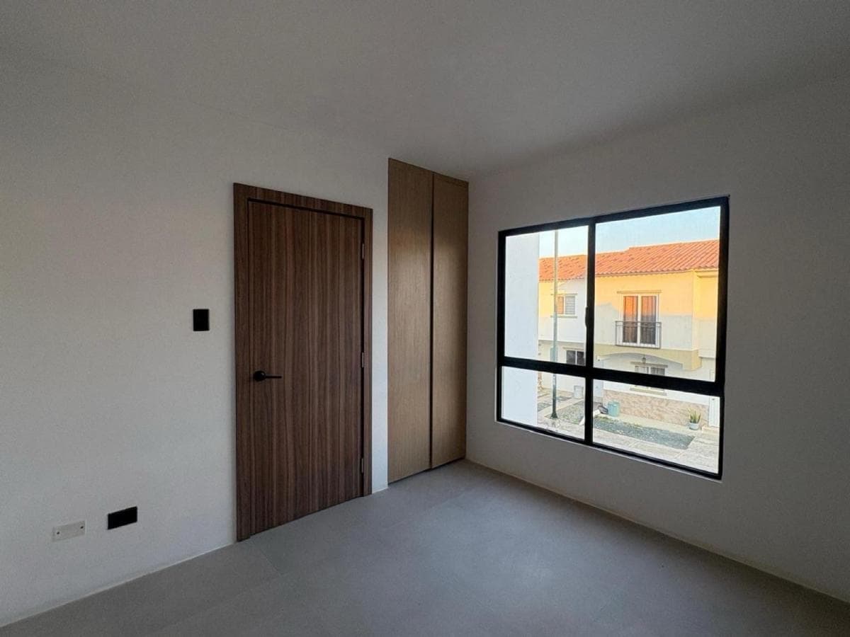 Casa en Venta, Urbanizacion Logare, Via Salitre, Ingg, Guayas — imagen 7