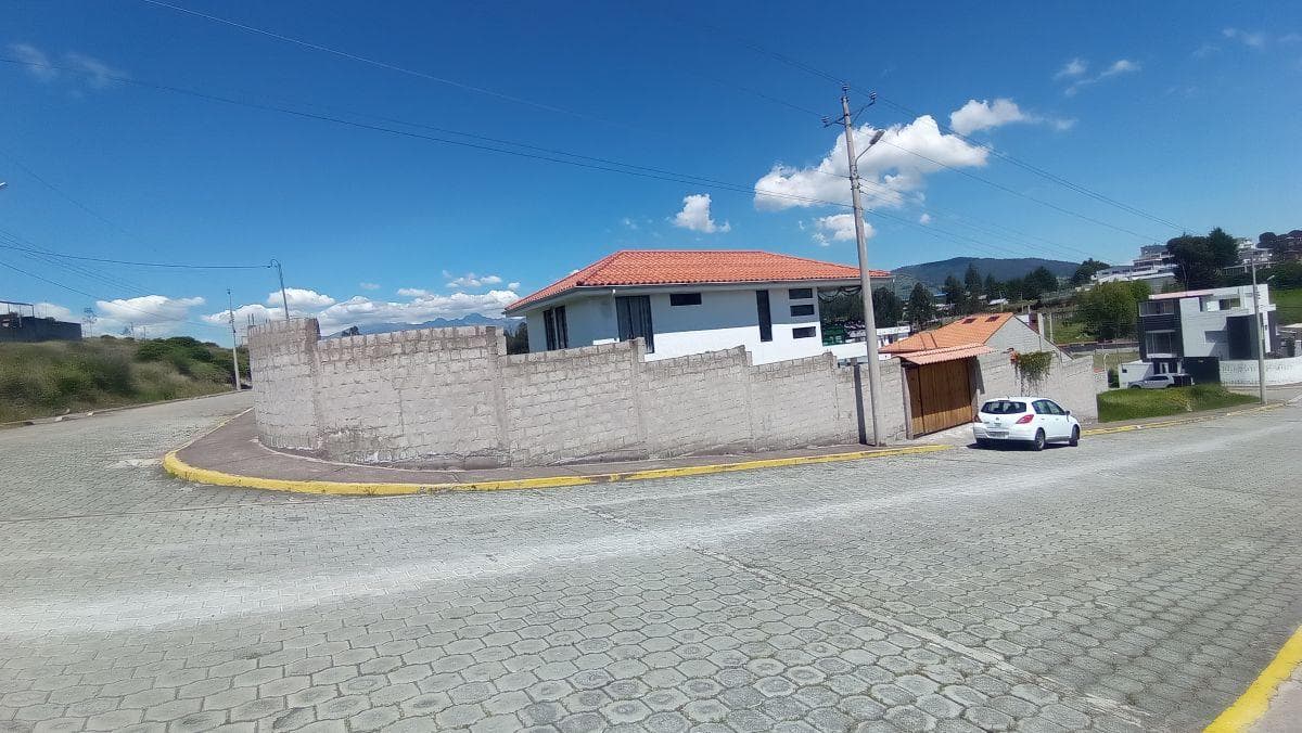 Terreno Premium de 700 m² Estilo Quinta Residencial | a 4 Minutos del Colibri Vía a Píntag — imagen 5