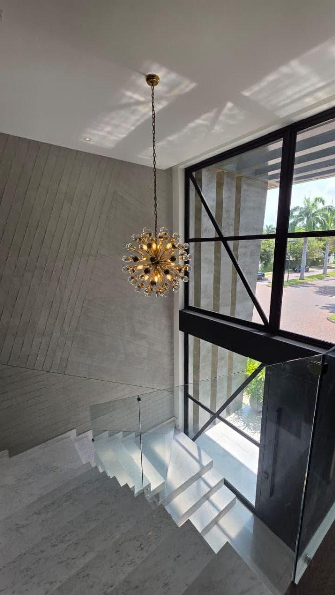 Casa de 450 m² con 4 Habitaciones en Venta en Isla Mocolí de Revista Us$790.000, Guayas — imagen 9
