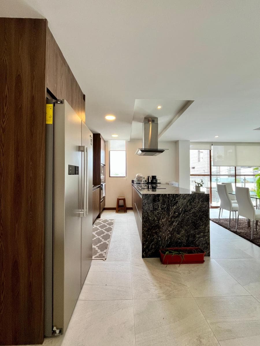 Departamento 2 Habitaciones con Terraza - en Venta - Cumbaya - 121 m² — imagen 7