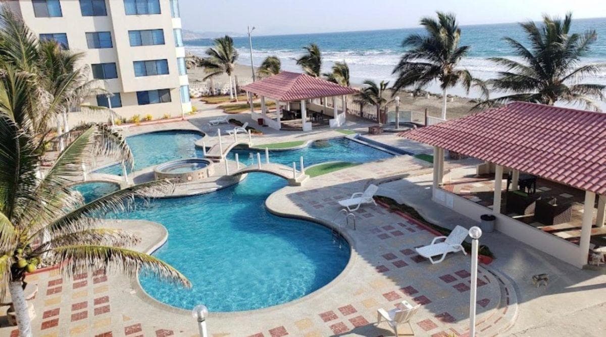 Suite de Venta de 57 m² Frente Al Mar en La Playa de Crucita, Manabí — imagen 3