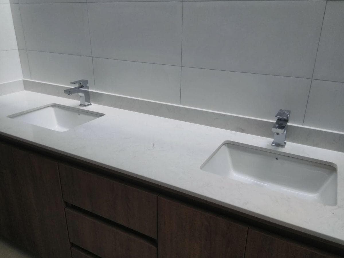 Venta Departamento Duplex con Jardin 3 Dorm. en Cumbaya — imagen 5