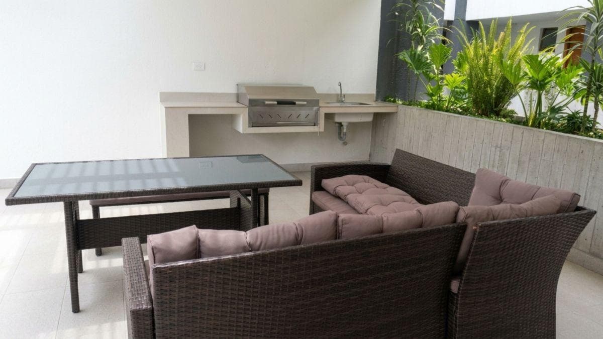 Venta Departamento Duplex con Jardin 3 Dorm. en Cumbaya — imagen 2