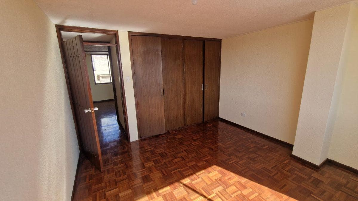 Urgente Vendo Departamento Remodelado Sector Cotocollao — imagen 5