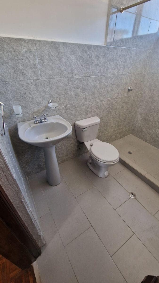 Urgente Vendo Departamento Remodelado Sector Cotocollao — imagen 2
