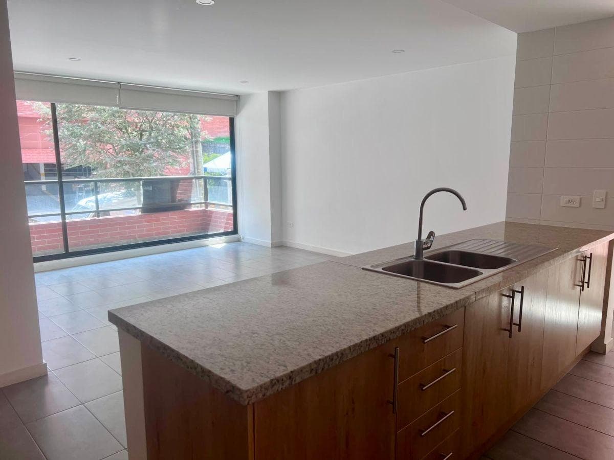 Hermoso Departamento de Venta en El Sector de La Bosmediano — imagen 10