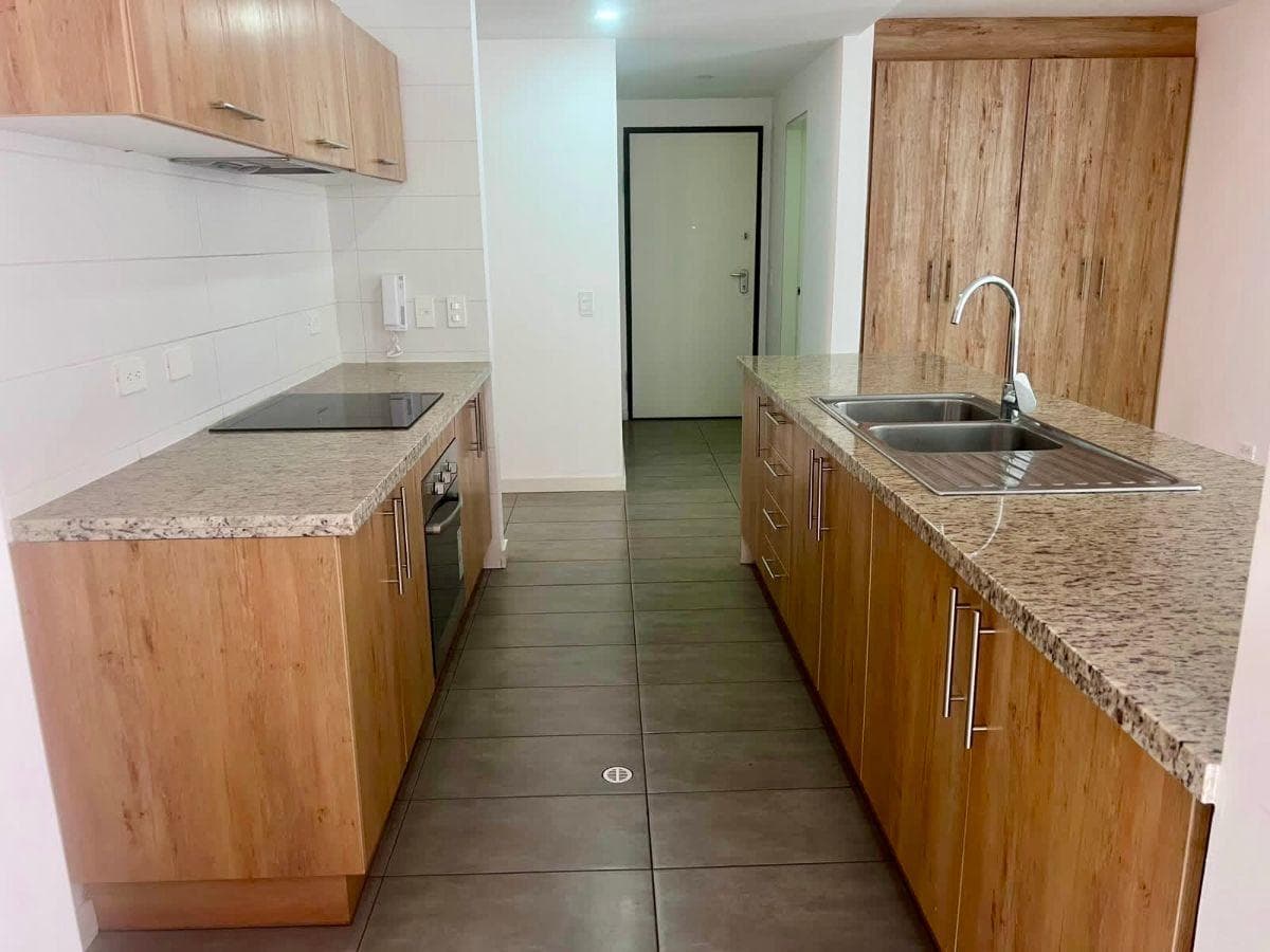 Hermoso Departamento de Venta en El Sector de La Bosmediano — imagen 8