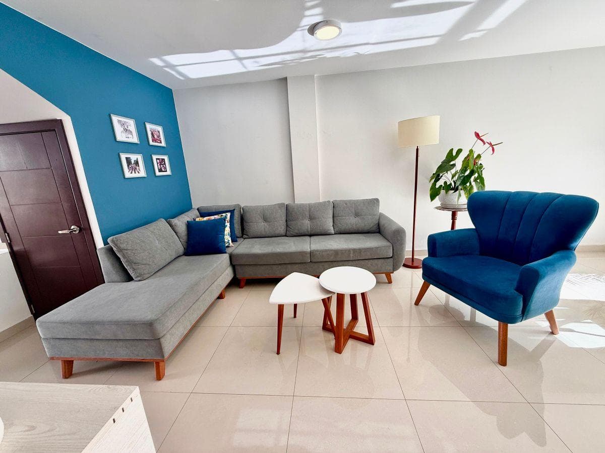 Casa 3 Habitaciones con Baño Privado en Calderon — imagen 9
