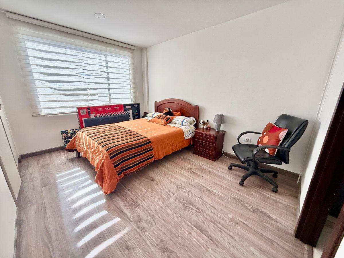 Casa 3 Habitaciones con Baño Privado en Calderon — imagen 5
