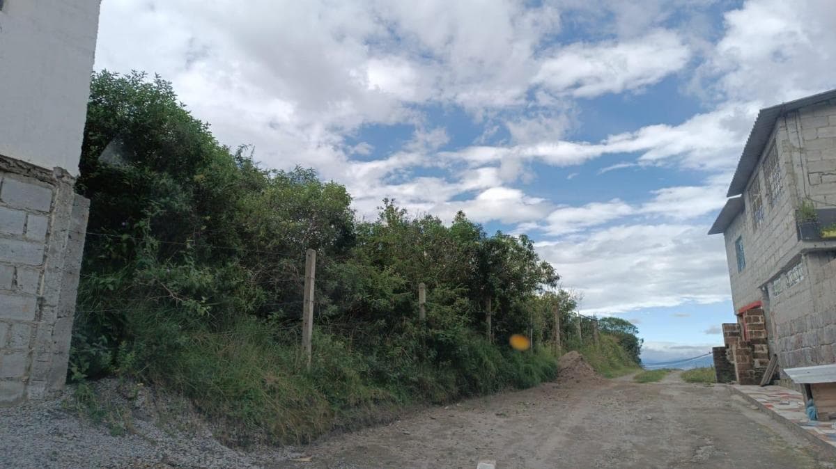 Terreno de Venta de 1000 m Mitad del Mundo Quito — imagen 2