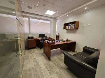 Venta Elegante Oficina 185 m² Sector El Batan Tras Megamaxi, Calle German Alemán, 4 Garajes — imagen 4