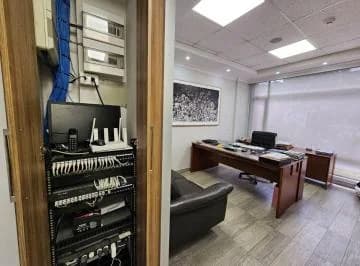 Venta Elegante Oficina 185 m² Sector El Batan Tras Megamaxi, Calle German Alemán, 4 Garajes — imagen 3