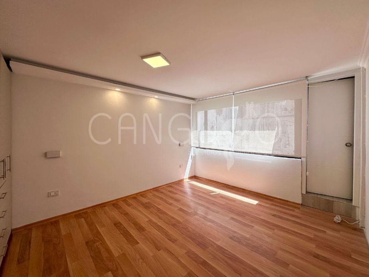 Departamento Remodelado de 3 Dorm. con Terraza en La Granda Centeno — imagen 4