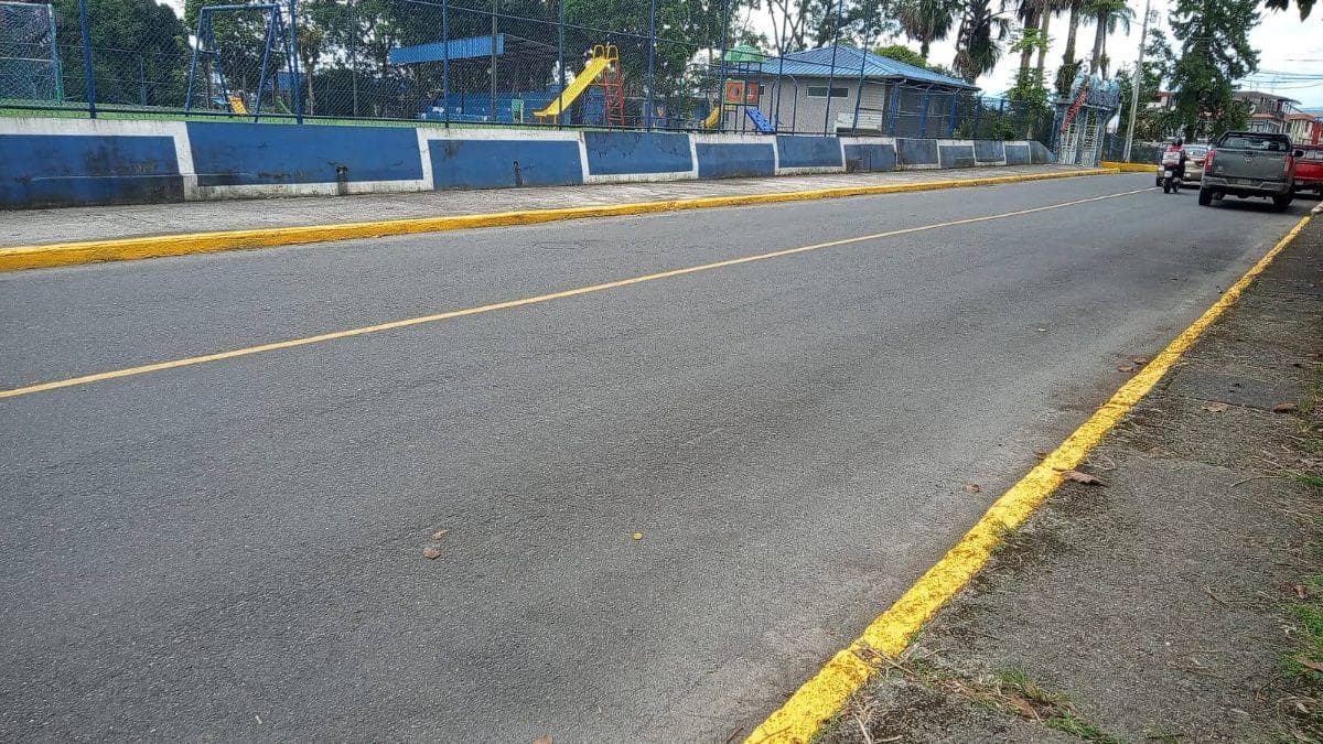 Se Vende Terreno Comercial Sector Parque Morete Puyo Pastaza, Pastaza — imagen 3