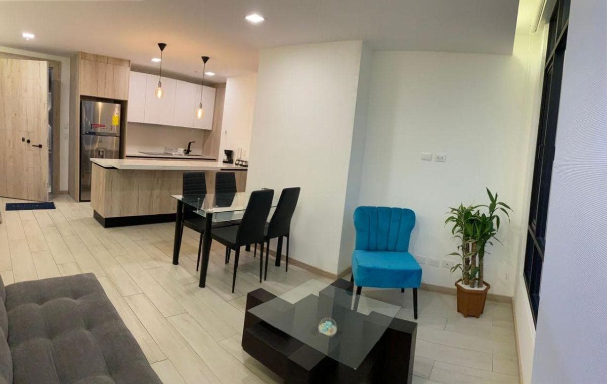 Departamento en Venta de 2 Dorm. Sector República del Salvador — imagen 9